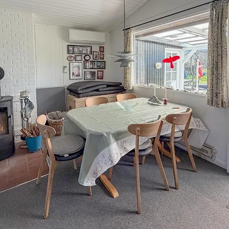 2 Bedroom In Sydals * Skovmose